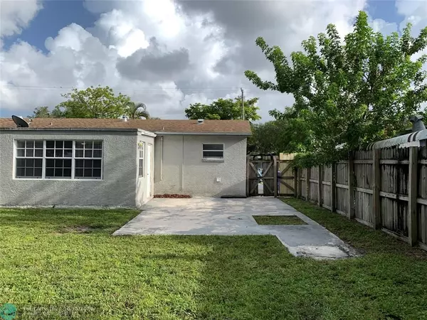 Lauderhill, FL 33311,3221 NW 12TH PL