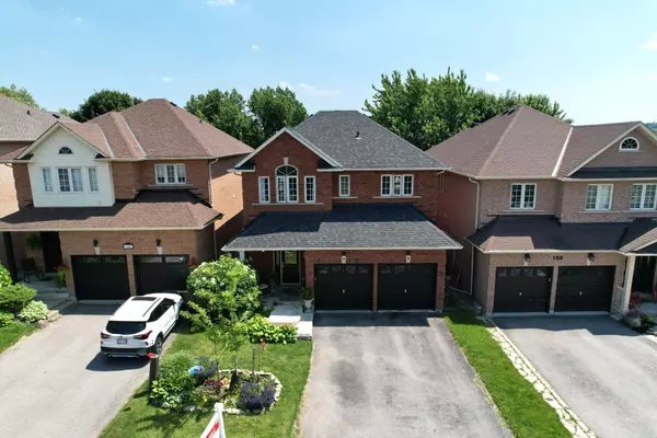 Newmarket, ON L3X 2S5,150 Woodbury CRES