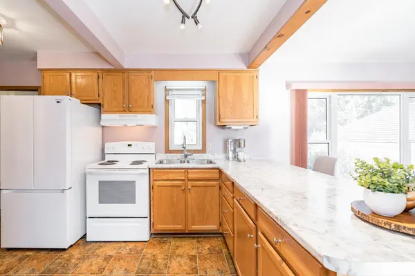 Collingwood, ON L9Y 5P5,9796 Beachwood RD