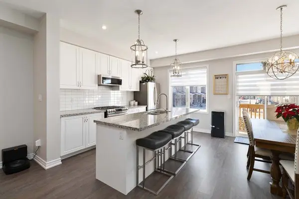 Caledon, ON L7C 4E7,40 Doris Pawley CRES