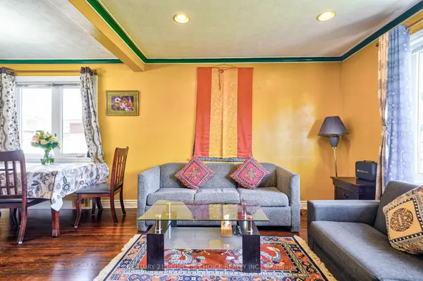 Toronto W10, ON M9W 2A2,110 Redwater DR