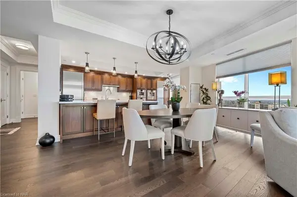 Burlington, ON L7R 0G2,2060 LAKESHORE RD #1703