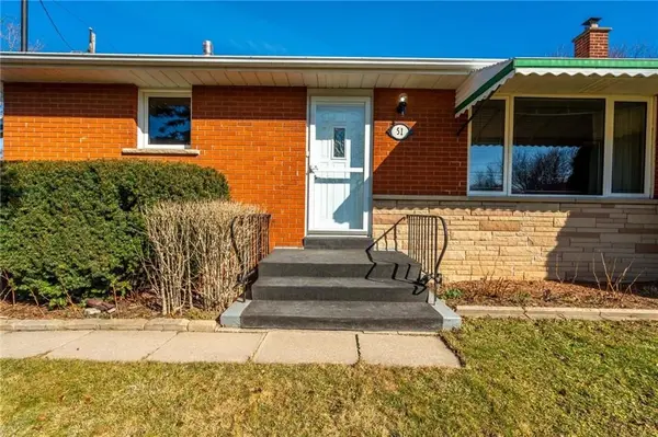 Hamilton, ON L9A 1X1,51 Howe AVE