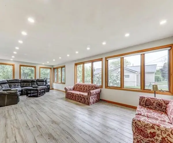 Kawartha Lakes, ON K0M 1N0,117 Juniper ST