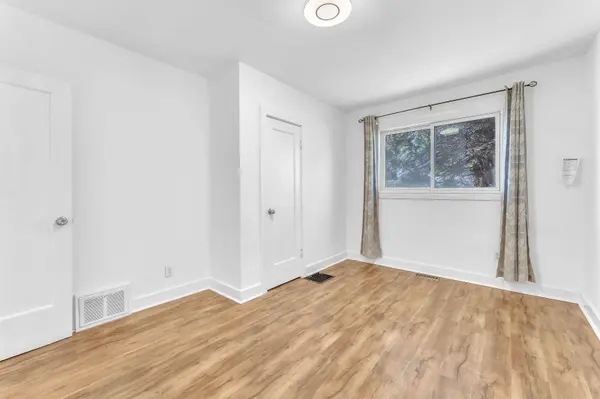 London, ON N5Z 2W9,244 Highbury AVE N