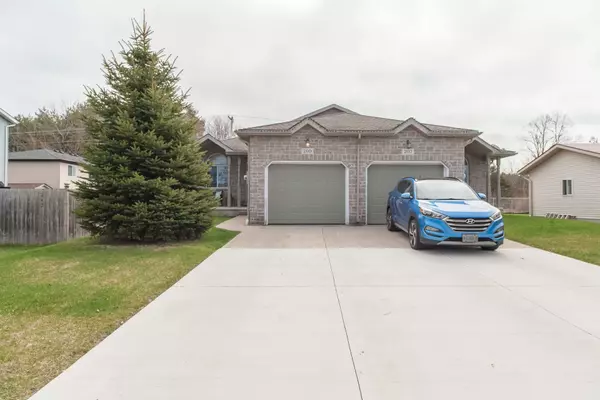 Saugeen Shores, ON N0H 2C1,209 BRICKER ST S