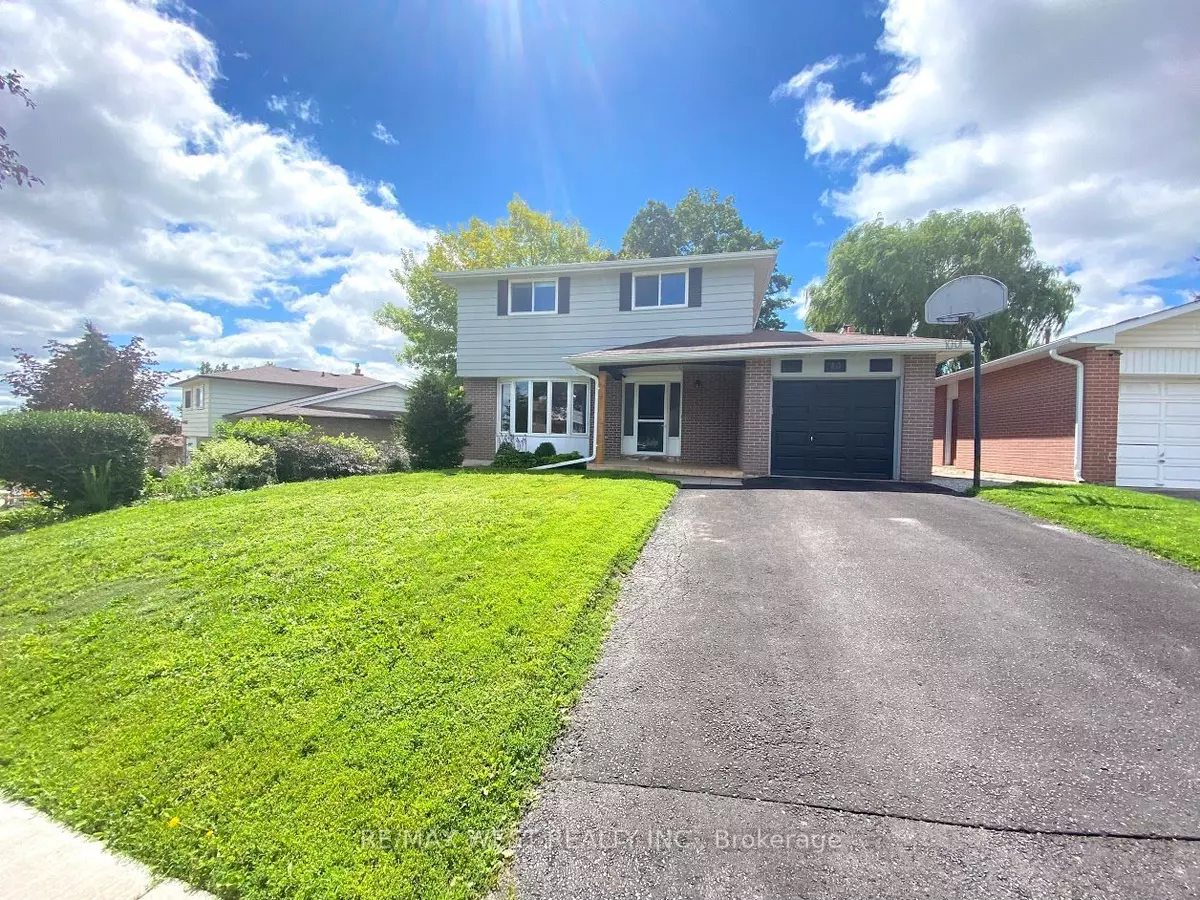 Bradford West Gwillimbury, ON L3Z 1A1,20 Britannia AVE #Bsmt