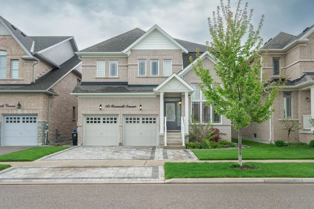 Bradford West Gwillimbury, ON L3Z 0X6,162 Romanelli CRES