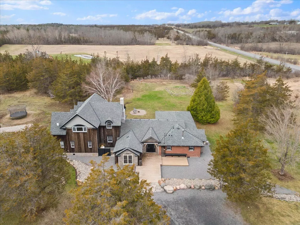 Greater Napanee, ON K7R 3L1,826 Beechwood RD