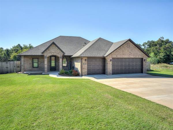 12572 Bridlewood Lane, Blanchard, OK 73010