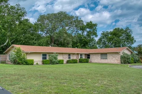 203 Mesa Drive, Gatesville, TX 76528