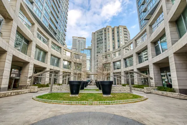 Toronto C10, ON M4S 3H7,2181 Yonge ST #911