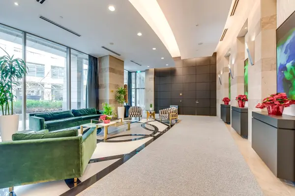 Toronto C10, ON M4S 3H7,2181 Yonge ST #911