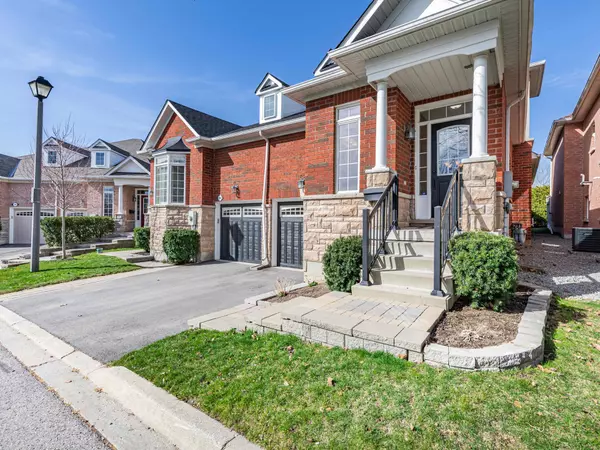 Newmarket, ON L3X 3C9,558 Tapestry LN