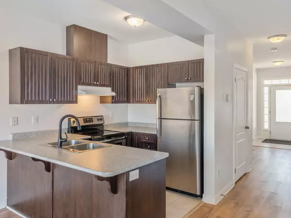 Orillia, ON L3V 0E2,7 Isabella DR