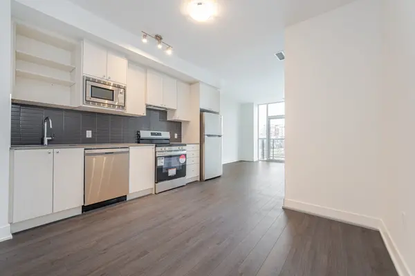 Toronto W05, ON M3K 2C5,60 George Butchart DR #118