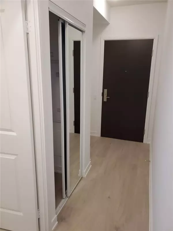 Mississauga, ON L4Z 0C6,8 Nahani WAY #3109