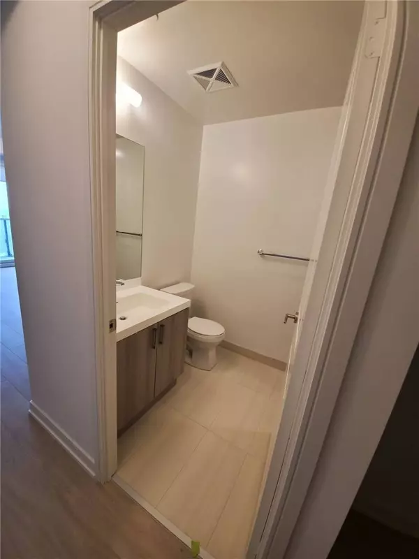 Mississauga, ON L4Z 0C6,8 Nahani WAY #3109