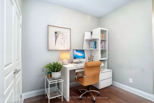 Mississauga, ON L5G 0A3,1 Hurontario ST #201