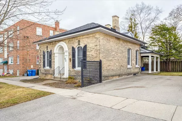 Brantford, ON N3T 2X3,92 Charlotte ST