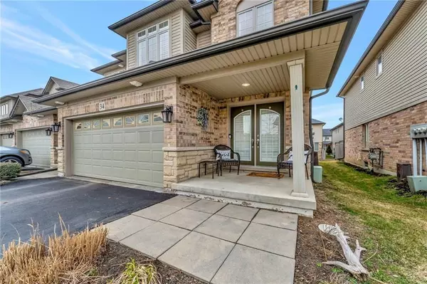 Hamilton, ON L9K 0B1,441 Stonehenge DR #34