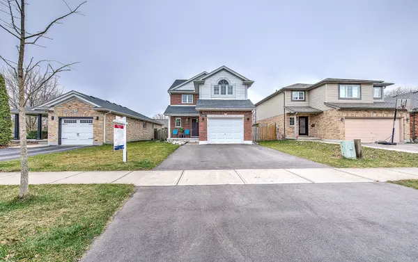 London, ON N6P 1T6,2260 Thornicroft CRES