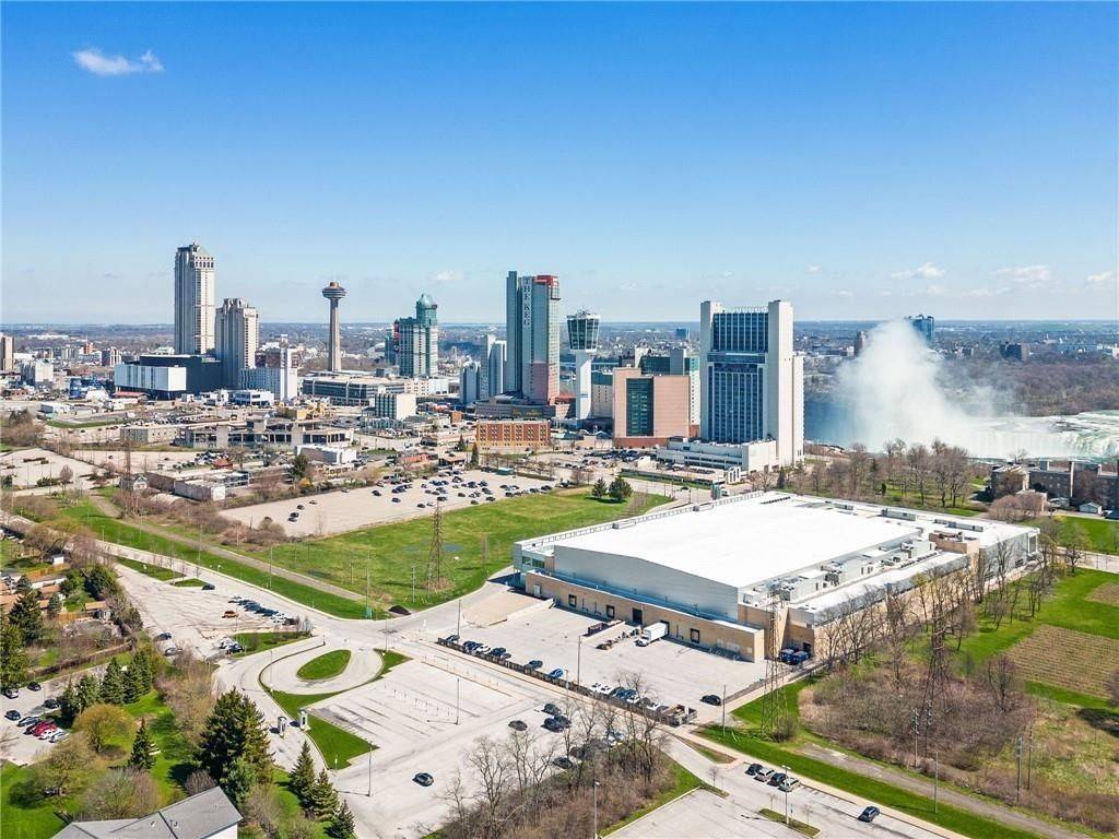 Niagara Falls, ON L2G 2Z8,5831 Hennepin CRES