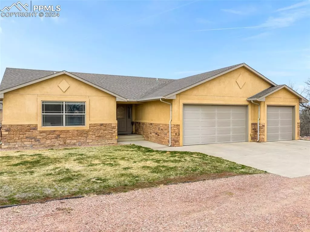 Pueblo, CO 81006,728 Lone Mesa DR