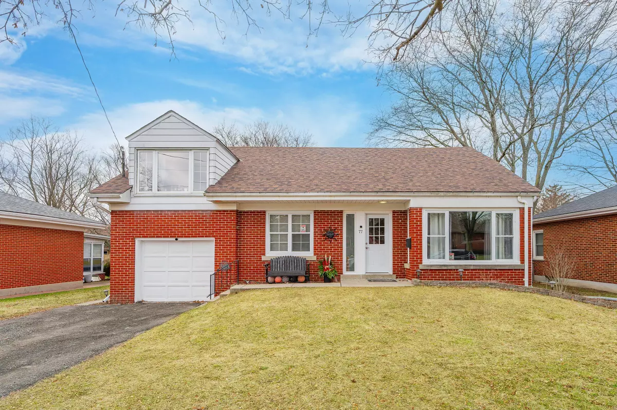 Brantford, ON N3R 1M5,77 Devon ST