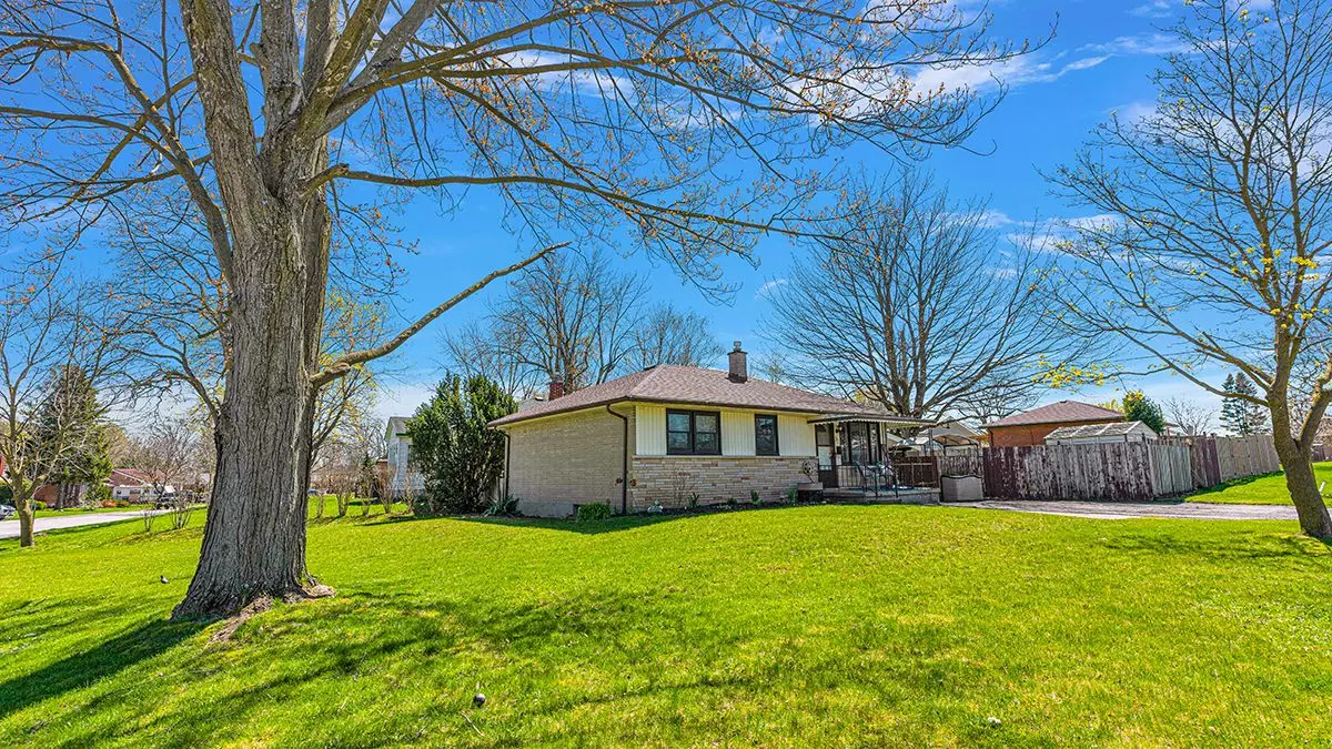 London, ON N5W 1P6,92 Arcadia CRES