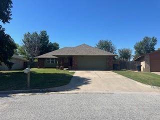 9801 S Hillcrest Drive,  Oklahoma City,  OK 73159