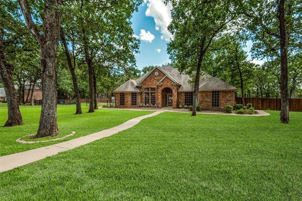 320 Rustic Oaks, Combine, TX 75159