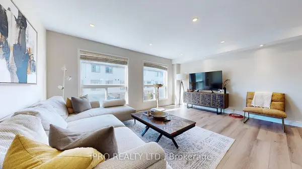 Mississauga, ON L5N 8E3,7284 Bellshire Gate #3