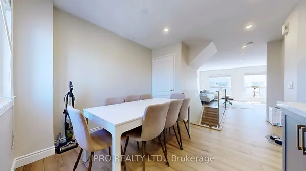 Mississauga, ON L5N 8E3,7284 Bellshire Gate #3