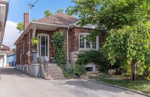 110 Livingstone AVE #Lower, Toronto W04, ON M6E 2L8