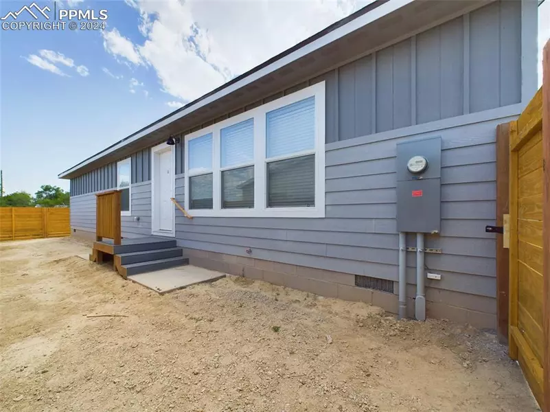 3024 Ridgeview PL, Pueblo, CO 81003