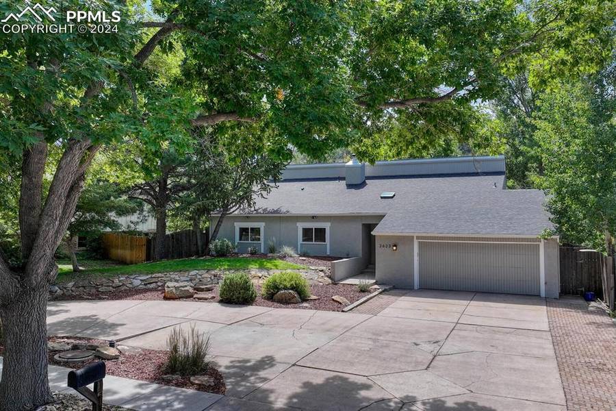 2623 Flintridge DR, Colorado Springs, CO 80918