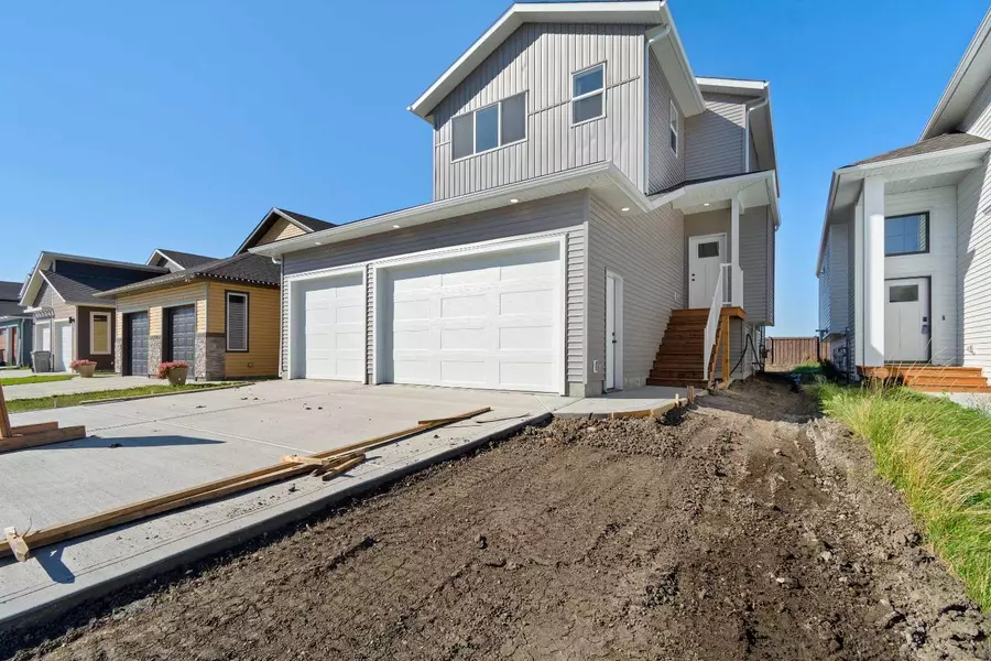 11418 107 AVE, Grande Prairie, AB T8V6T2