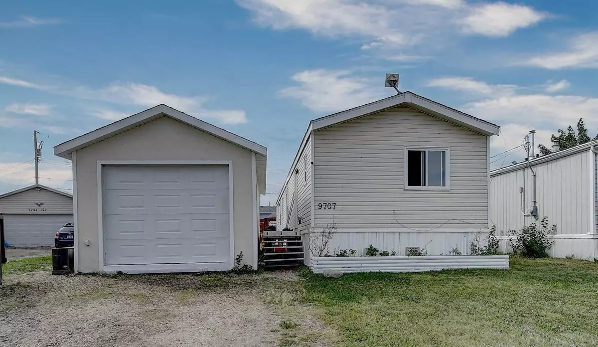 Clairmont, AB T0H0W0,9707 107 AVE