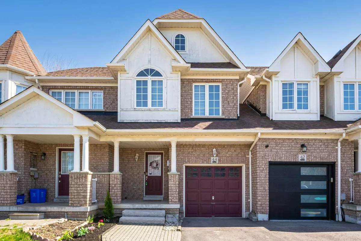 Whitby, ON L1R 2Y6,44 Tincomb CRES