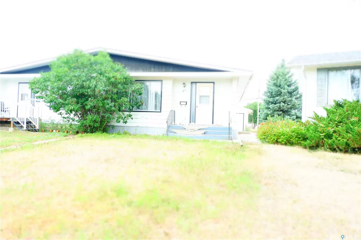 Assiniboia, SK S0H 0B0,24B Kasper CRESCENT