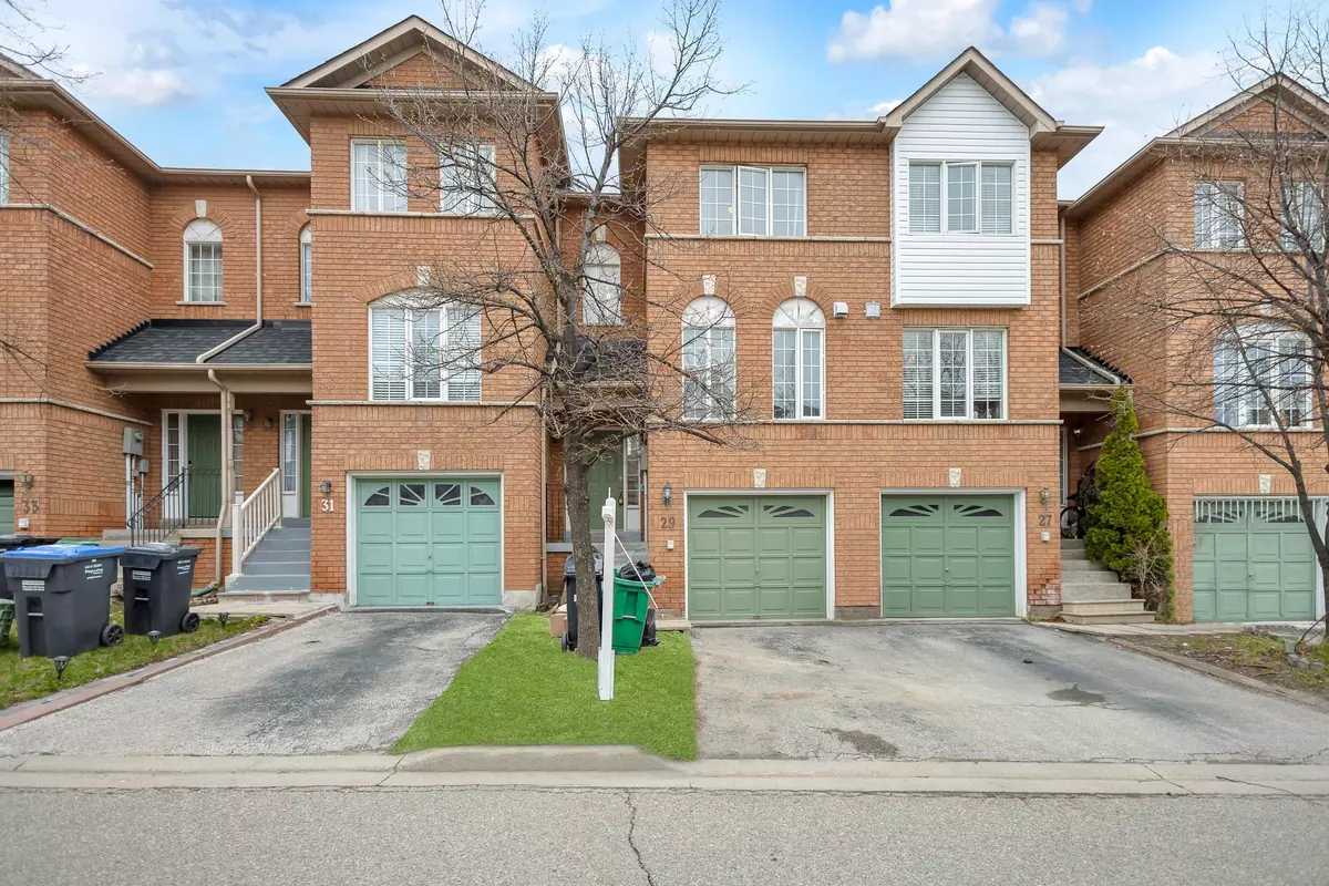 Brampton, ON L6V 4M3,57 Brickyard WAY #29