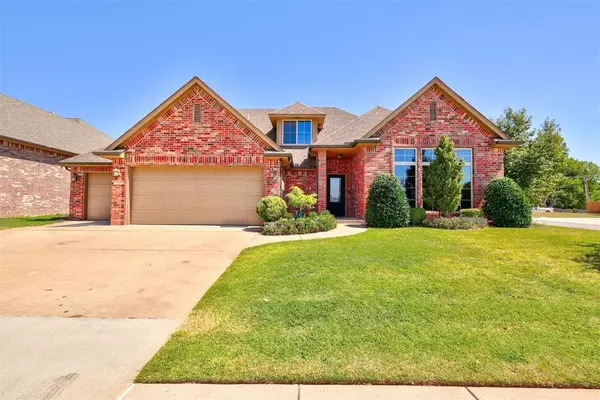 8300 Heather Glen Drive, Yukon, OK 73099