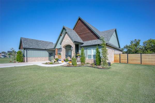 3154 Red Ridge Drive, Blanchard, OK 73010