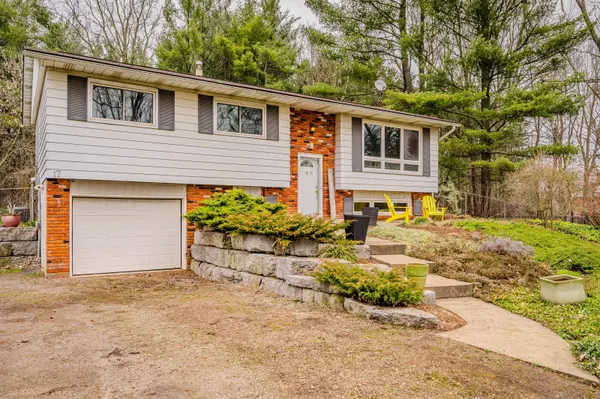 Hamilton, ON L0R 1T0,17 Mulholland LN