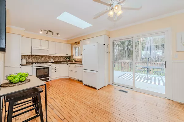 Hamilton, ON L0R 1T0,17 Mulholland LN