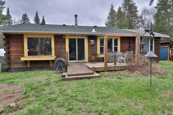 Greater Madawaska, ON K0J 2R0,137 Lalonde LN