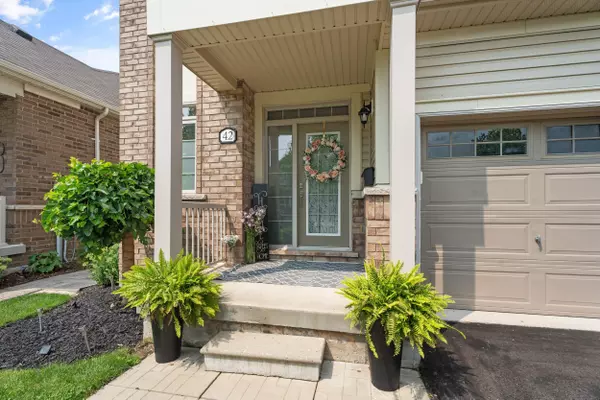 Niagara-on-the-lake, ON L0S 1J1,42 Dominion CRES