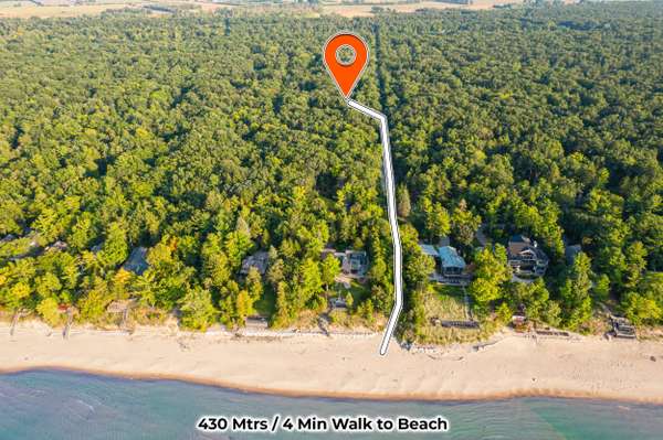 Lambton Shores, ON N0M 1T0,10308 BEACH O' PINES RD