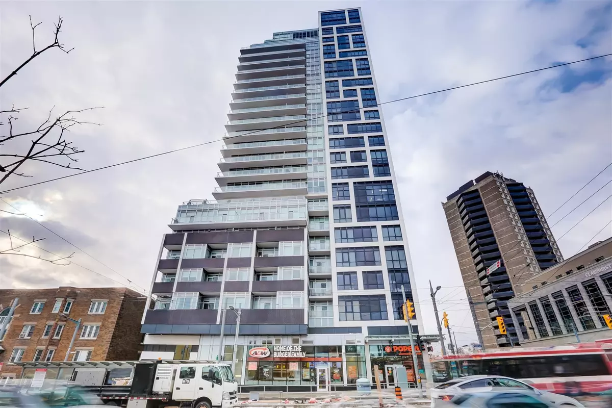 Toronto C02, ON M5P 0A2,501 St Clair AVE W #1905